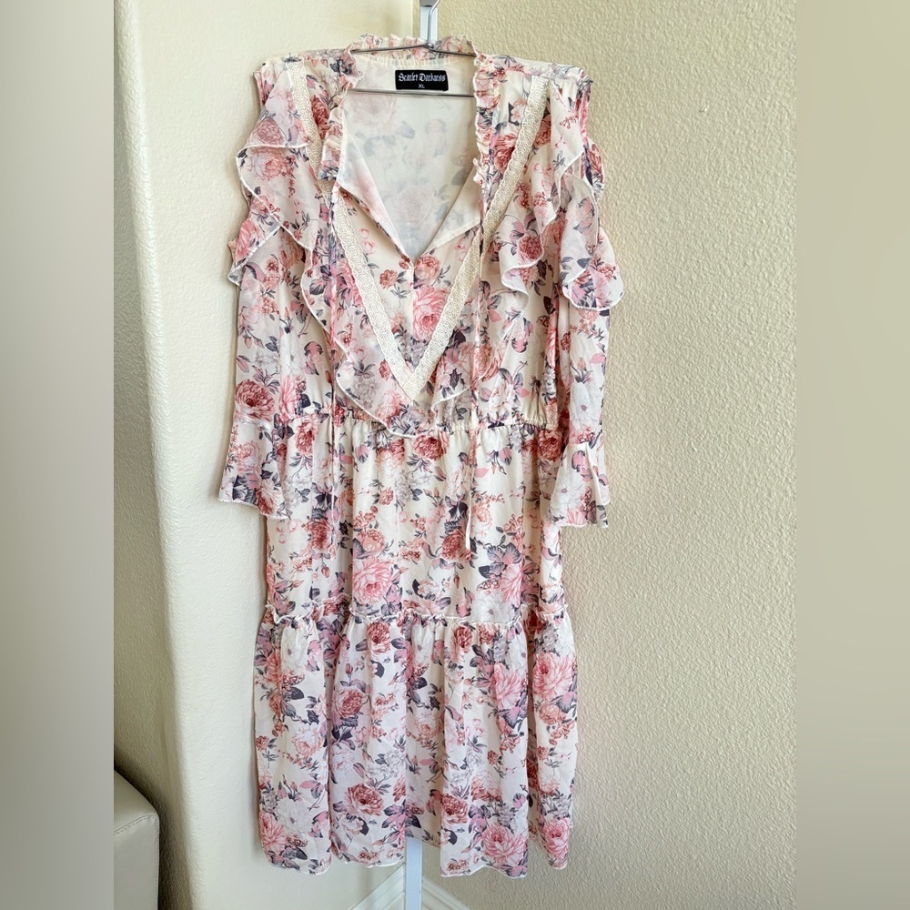 NWOT - Scarlet Darkness Floral Shoulder Cutout Long sleeve Ruffle Dress- Size XL